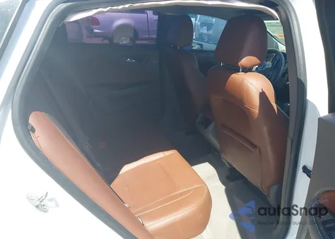 2017 Chevrolet Malibu Premier z USA, uszkodzony, nr VIN 1G1ZH5SX7HF220549